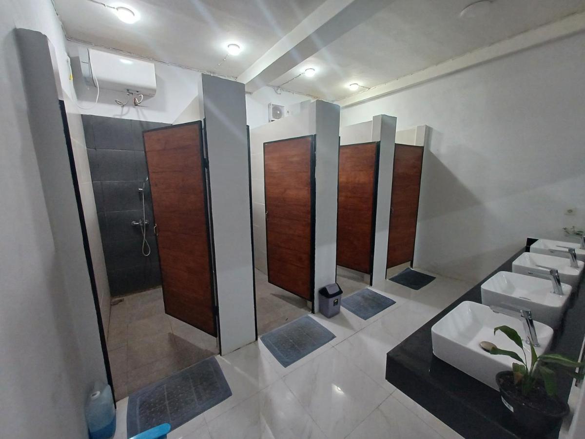 Komodo Indah Hotel Labuan Bajo Exterior foto